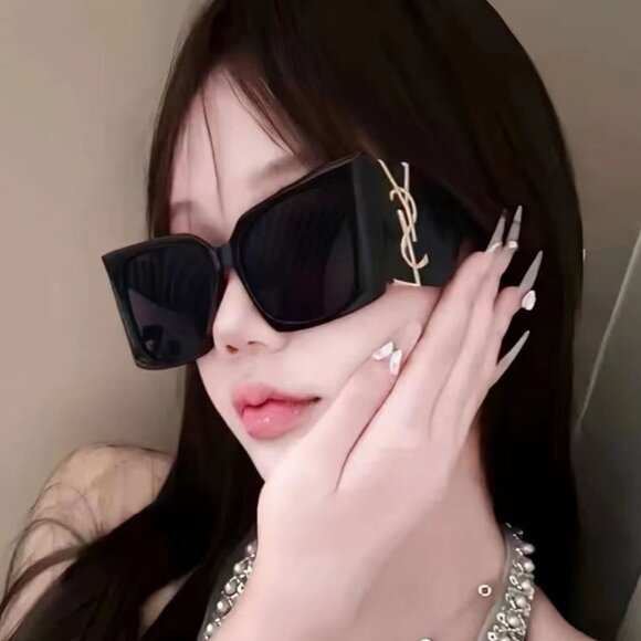 NEW Saint Laurent BLAZE Black Grey Oversized Cat Eye Women Sunglasses - Picture 1 of 7